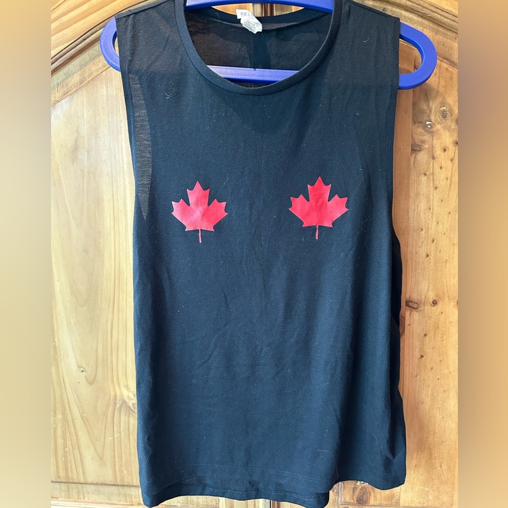 2 for $10 🍁 Tank Top